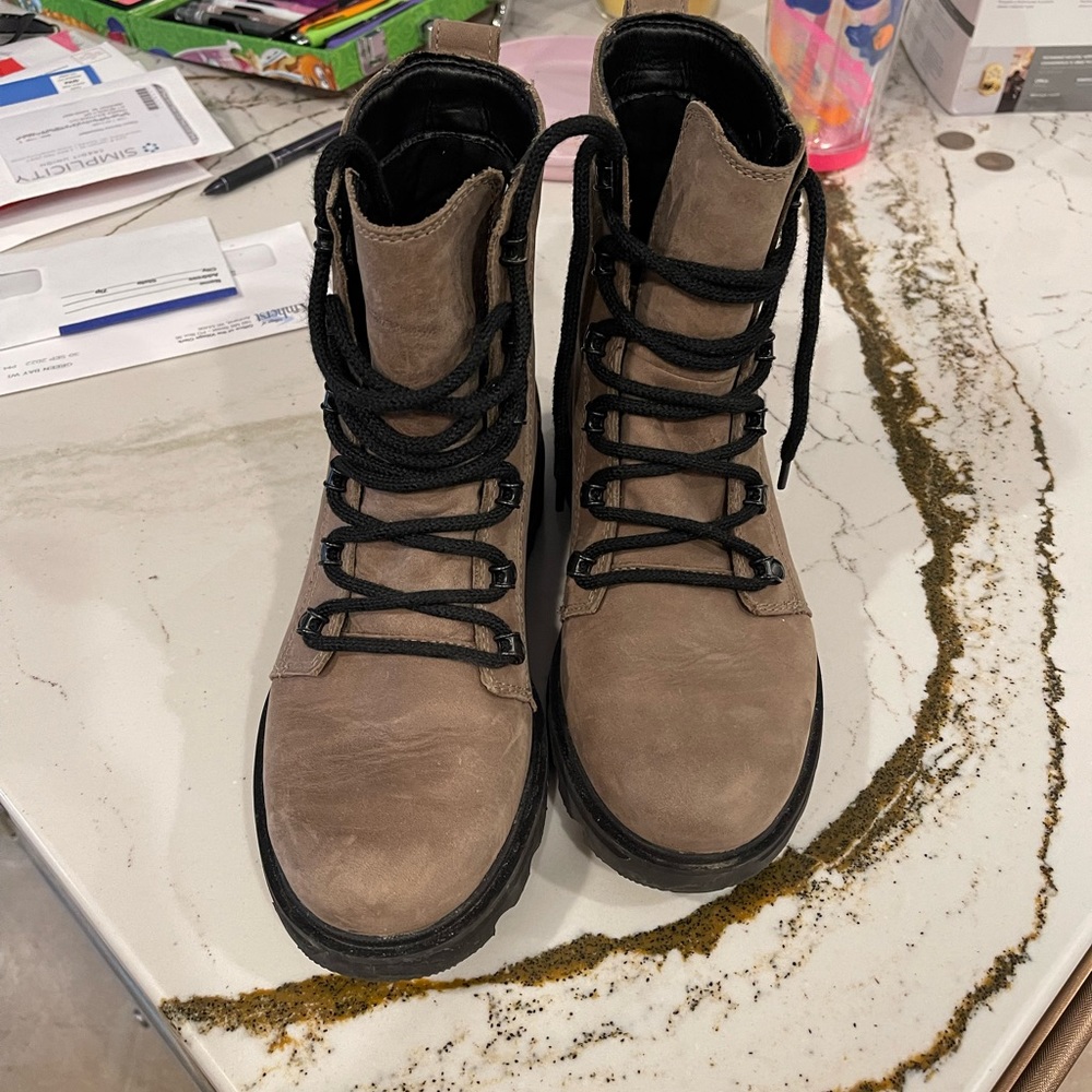 Sorel womens boots